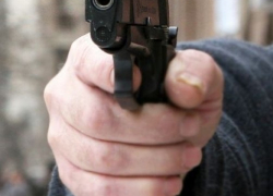 Волгодонец ради еды выстрелил в продавца магазина