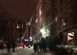 В Волгодонске из-за короткого замыкания холодильника почти дотла выгорела квартира