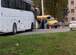 Автобусам окончательно запретили разворачиваться на Морской рядом с автовокзалом