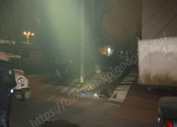 Молодого мужчину нашли мертвым возле дома в Волгодонске