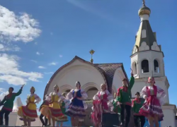 Волгодонск гуляет на ярмарке на Соборной площади: казачий размах, народные гуляния и гастрономические изыски