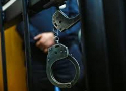 Ранее судимый за кражу мужчина ограбил волгодонца дважды за час