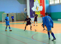 «Алмаз» продолжает «громить» соперников на турнире по мини-футболу в Волгодонске 