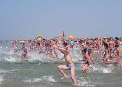 Дети из малообеспеченных семей Волгодонска смогут бесплатно отдохнуть на Черном море и на Дону