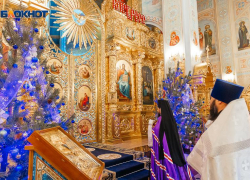 В Волгодонске православные верующие отмечают Рождество Христово