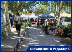 Наглые продавцы арбузов развели стихийный рынок и перегородили единственный проезд в жилой двор на улице Морской 