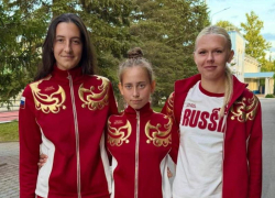 Спортсменки «Дончанки» сыграют в составе юниорской сборной России по хоккею на траве