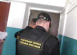 В каких случаях волгодонцам придется платить задолженность соседей: чем опасны долги по «коммуналке», причины и последствия
