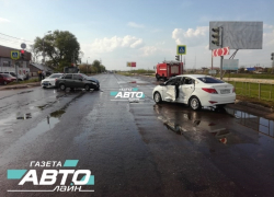 Пять человек пострадали в аварии на перекрестке Железнодорожная-Школьный