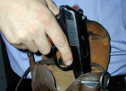 В Волгодонске полицейский выстрелил в другого полицейского во время отдыха в караоке