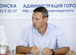 Замглавы Волгодонска Плоцкер незаконно агитировал за «Единую Россию» и Дерябкина