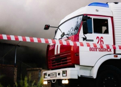 Очередное бесхозное строение сгорело в Волгодонске