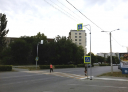 В Волгодонске в эти дни следят за тем, как водители пропускают пешеходов 