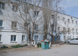 Проблемный дом со змеями в туалетах в Волгодонске перемерят топосъемкой 