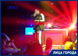 «Многие считают, что я похож на Jony»: 23-летний певец Марк Исаев из Волгодонска мечтает о большой сцене