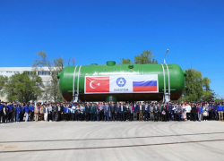 Из Волгодонска уплывут в Турцию четыре зеленых парогенератора 