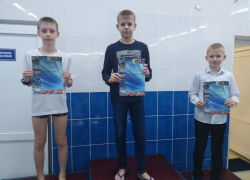 Новые рекорды установили юные волгодонцы на городском соревновании по плаванию