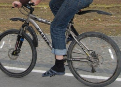 Безработный волгодонец угнал велосипед из подъезда дома