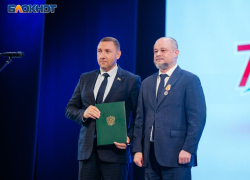 Медалью Министерства обороны награжден глава Волгодонска Дмитрий Вельможко 
