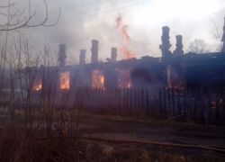 В Мартыновском районе сгорел одноэтажный дом на Советской 