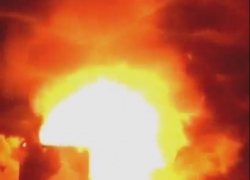 На трассе Ростов-Волгодонск перевернулся и взорвался грузовик