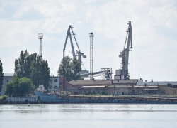 Речной порт Волгодонска подал слабые признаки жизни