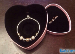 Дорогой подарок дорогой жене подарил второй участник нашего конкурса