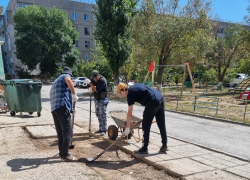 Лето – не время для отдыха: в управляющей компании «Уют» активно занимаются ремонтом и благоустройством