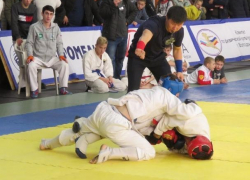 День призывника и чемпионат ЮФО по рукопашному бою в Волгодонске провели в один день