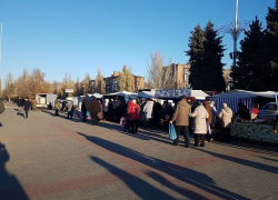 За свежими овощами, саженцами и рыбой смогут прийти волгодонцы на площадь Победы 