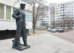 Мемориалы Волгодонска напоминают о подвиге воинов-интернационалистов в их день памяти