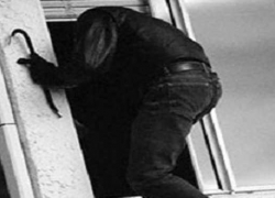 В Волгодонске 49-летний мужчина украл из дачного домика 50 тысяч рублей