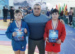 Волгодонцы заняли призовые места на турнире по самбо 