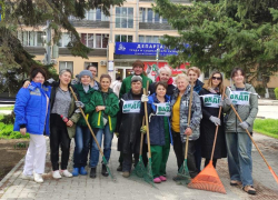 Сотрудники ВКДП помогли в уборке Волгодонска в рамках «Месячника чистоты»
