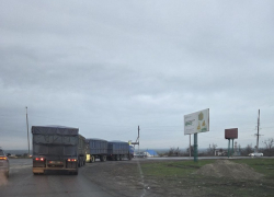 Жители Цимлянска назвали способ объезда пункта весового контроля водителями грузовиков