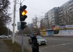 В Волгодонске на перекрестке улиц Энтузиастов и Черникова не работают светофоры