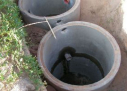 Волгодонец помог своему знакомому скрыть следы убийства — мужчина участвовал в сбросе тела в яму и смывал кровь с асфальта 