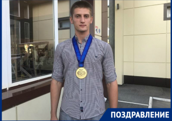 Трехкратный чемпион Мира по рукопашному бою Александр Бобырев отмечает день рождения 