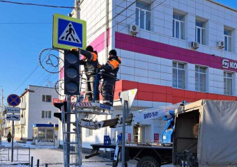 Новые светофоры с таймером появились рядом с Волгодонским молодежным драмтеатром