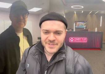 Как выглядит офис «Камеди Клаб» изнутри показал пишущий шутки для знаменитостей волгодонец 