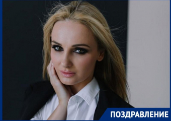 Красота, вдохновение и опора компании: директор «Блокнота» Елена Шеховцова отмечает день рождения