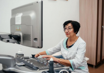 Опыт, забота, профессионализм: команда деликатных гинекологов «ФлебоМед» стоит на страже женского здоровья