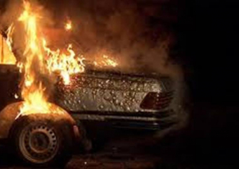 В Волгодонске вместе с гаражом сгорел «Мерседес»