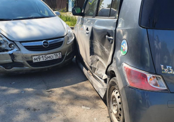 Авария из-за не включенного поворотника произошла в Волгодонске 