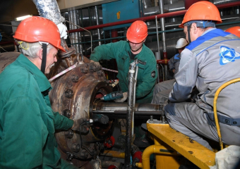 Во время планового ремонта на энергоблоке №1 Ростовской АЭС выполнена наладка перегрузочной машины и полярного крана