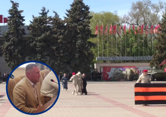 «Было не очень приятно это видеть»: депутат Асташкин об упавшем в обморок юнармейце на Дне Победы