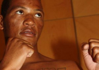 Дмитрий Кудряшов выйдет на ринг против намибийца Викапиты Мероро