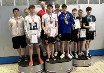 Юные пловцы из Волгодонска завоевали медали всех видов на Чемпионате и Первенстве области
