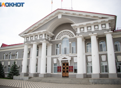 Теракт с участием 16-летней студентки-смертницы предотвращен в Волгодонске у здания администрации