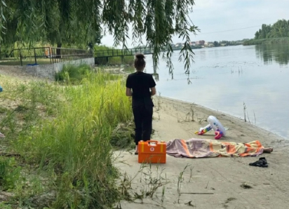 Жительница Калмыкии  утонула на глазах мужа на базе отдыха в Волгодонске